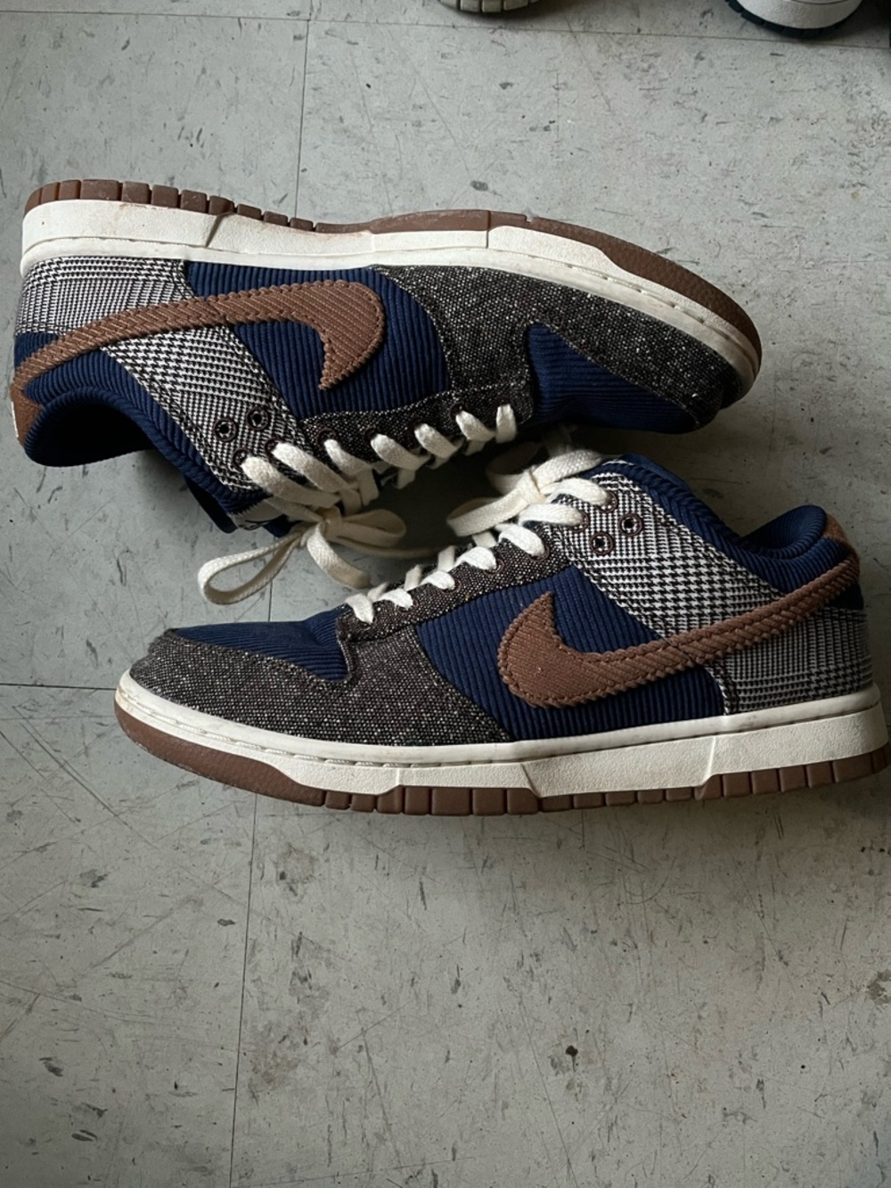 Nike Dunk Low "Tweed Corduroy